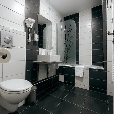 Hotel L'ange De La Vallee Oyonnax