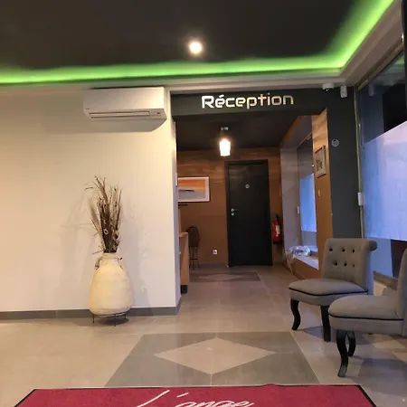 L'ange De La Vallee Hotel Oyonnax